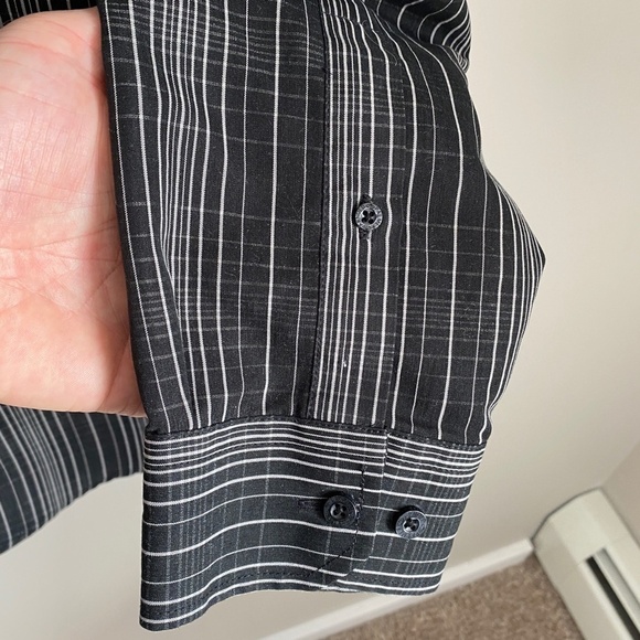 Arnold Palmer Men's Black Long Sleeve Button Up Shirt Line Patterned‎ Size Large - Picture 4 of 12